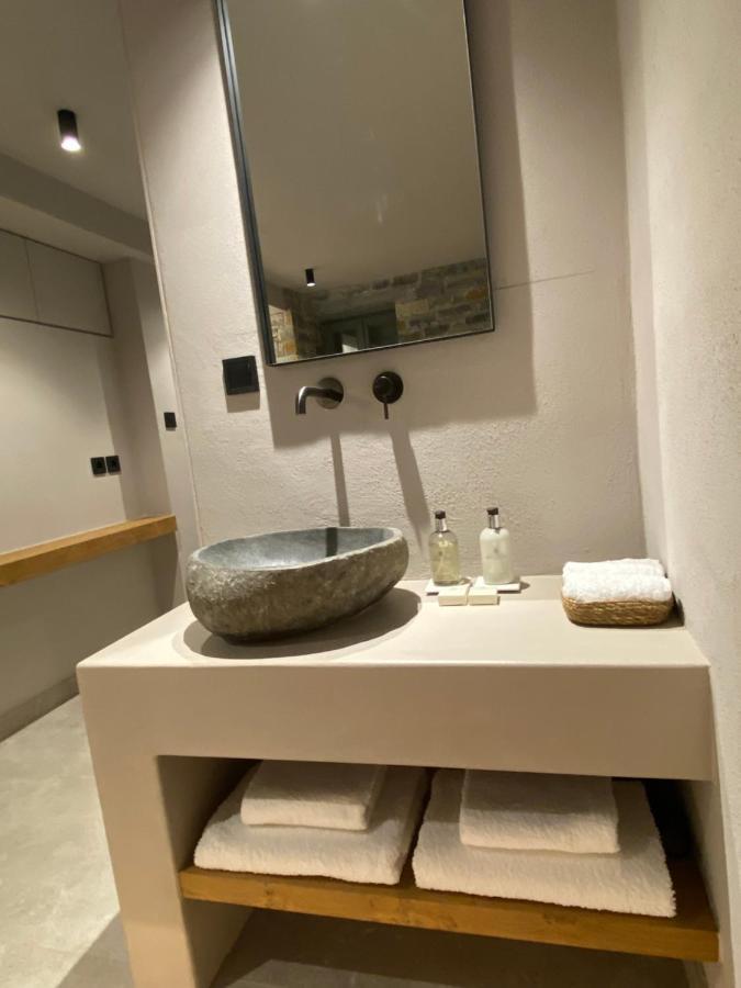 Ej Boutique Suites Milina Bagian luar foto