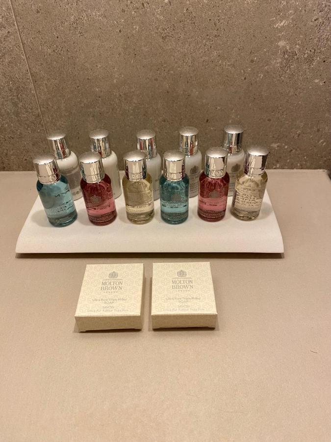 Ej Boutique Suites Milina Bagian luar foto