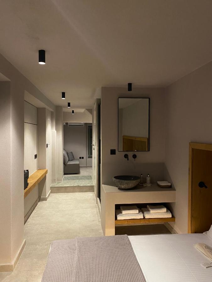 Ej Boutique Suites Milina Bagian luar foto
