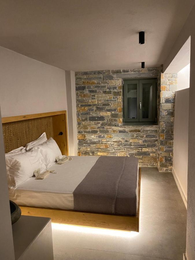 Ej Boutique Suites Milina Bagian luar foto